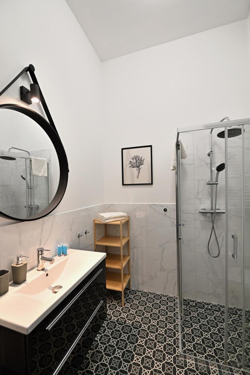 Live & Travel Apartments Waterlane Vintage Danzig Exterior foto